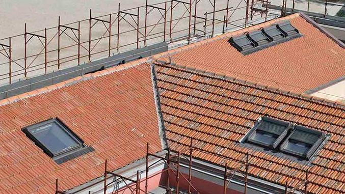 Recupero edilizio con finestre per tetti Roto: ex fondazione Brigata Sassari.